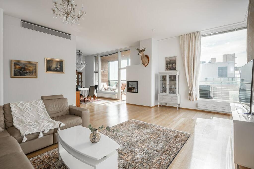 Spacious Home With Four Terrace, Sauna, Sea View Helsingfors Eksteriør bilde