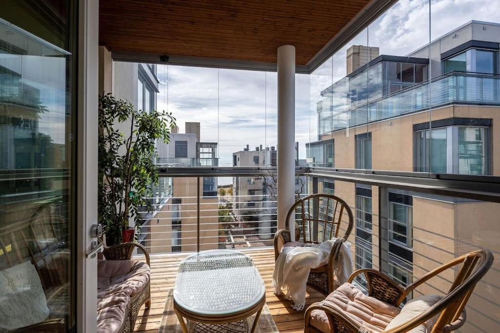 Spacious Home With Four Terrace, Sauna, Sea View Helsingfors Eksteriør bilde